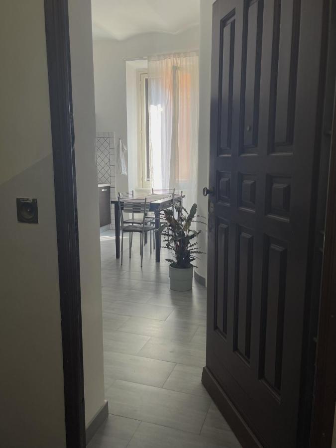 Apartamento Ami House Roma Exterior foto